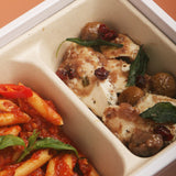 Herbed Chicken with Cranberry & Sage with Penne Arrabbiata Lunch Box