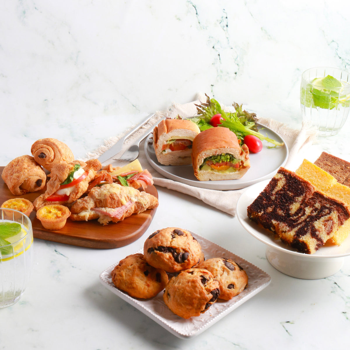 Assorted Mini Pastries Bundle (1012 Pax) Gourmet Groceries & Food to